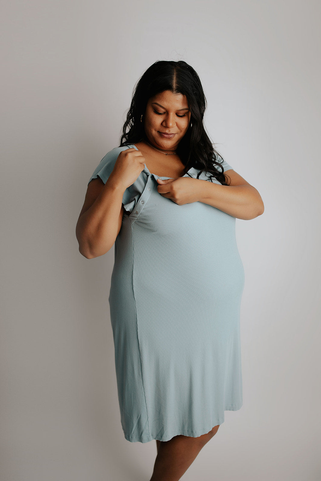 Ribbed Bluebird Labor & Delivery Gown