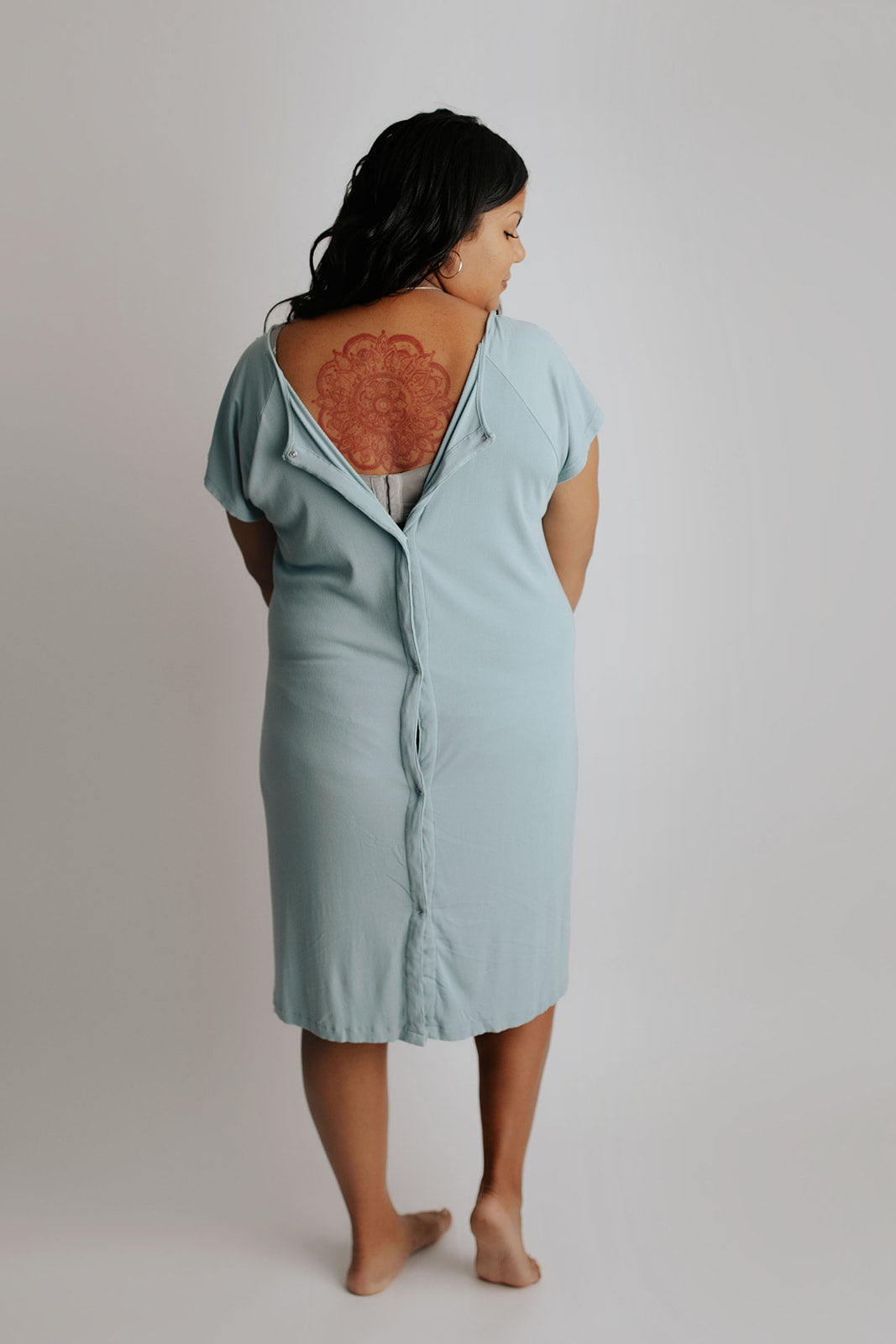 Ribbed Bluebird Labor & Delivery Gown