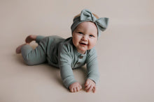 Load image into Gallery viewer, Baby Ribbed Playsuit with pockets with Bow