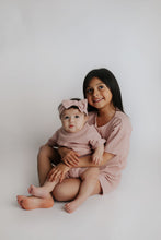 Load image into Gallery viewer, Rose Waffle Headband